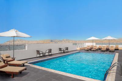 دوبل تری بای هیلتون راس الخیمه