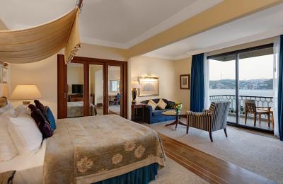 چراغان پالاس کمپینسکی استانبول