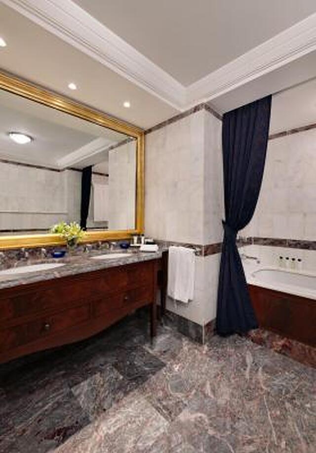 چراغان پالاس کمپینسکی استانبول