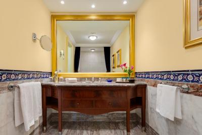 چراغان پالاس کمپینسکی استانبول