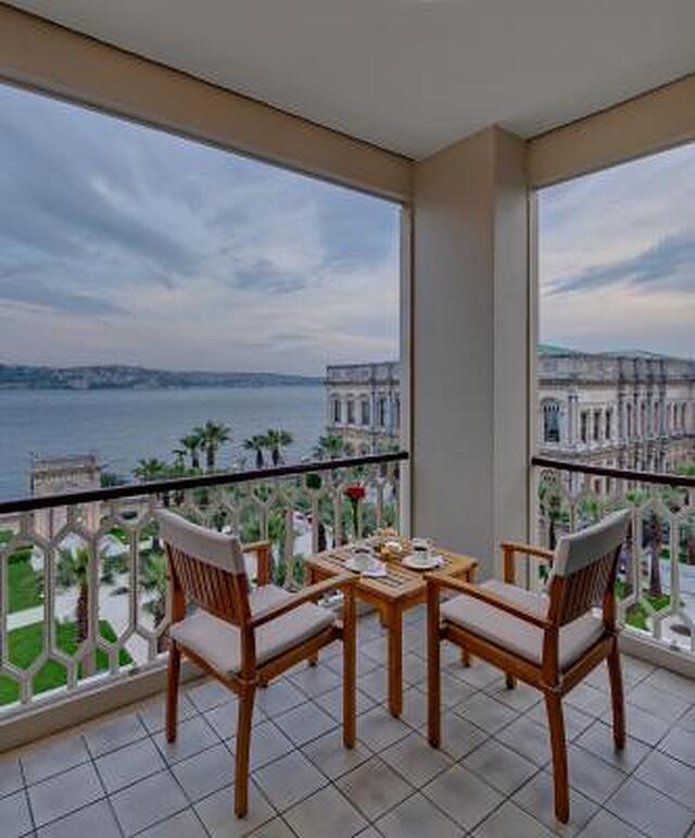 چراغان پالاس کمپینسکی استانبول