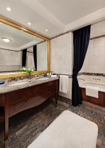 چراغان پالاس کمپینسکی استانبول