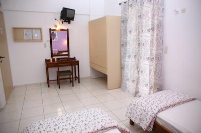 هاپی دز استودیز