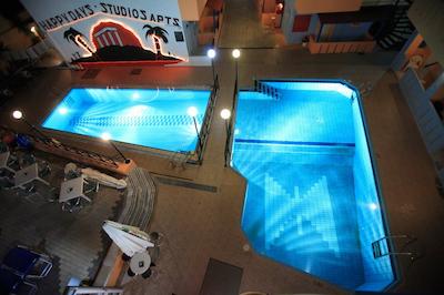 هاپی دز استودیز