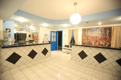 هاپی دز استودیز