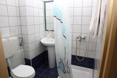 هاپی دز استودیز