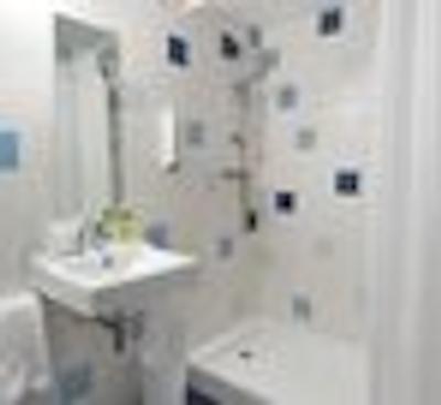 ب اند ب هتل گرانادا