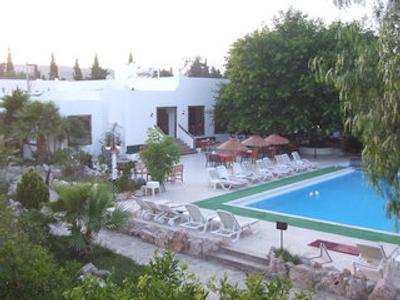 فلرا سافیر هتل