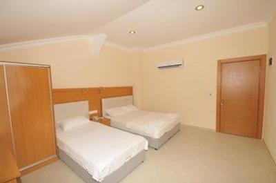 گولدن لیف ریزرت هتل اند اسپا