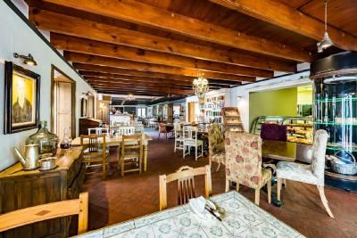 د لانزراک هتل اند اسپا