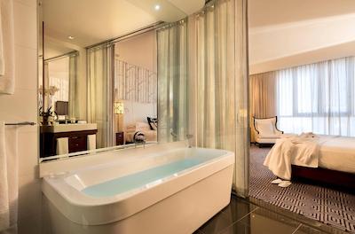 داوینسی هتل اند سویتز