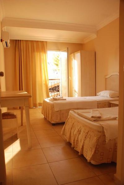 کلوب دنا مارماریز