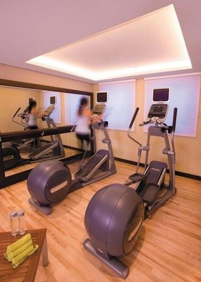 تریدرز هتل قریه ال بری