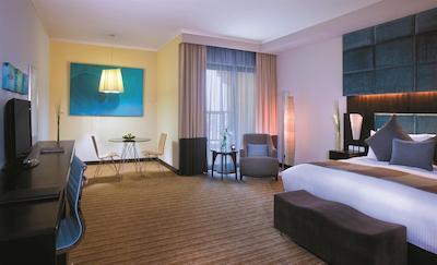 تریدرز هتل قریه ال بری