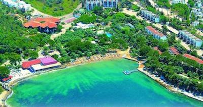 ماوی هلید ویلیج