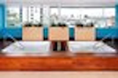 استلار اپارتامنتز مدلن