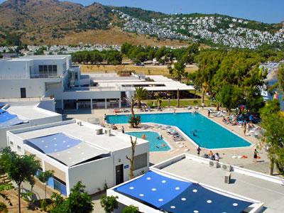 کامل بدروم بیچ کلوب