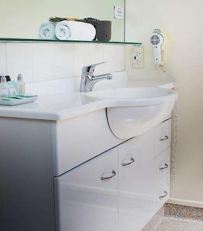 بلا توسانی اُن کندی