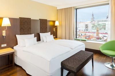 نه کالکشن درسدن آلتمارکت