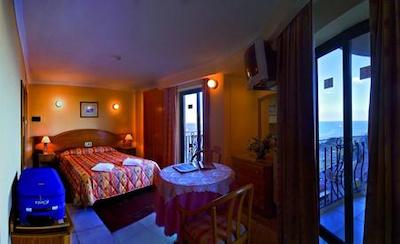 د نو تور پالاس