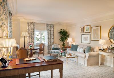 د پنینسولا بورلی هیلز