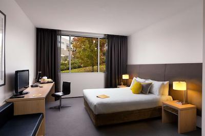 اتورا داندننگ