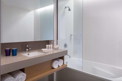 اتورا داندننگ