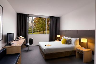 اتورا داندننگ