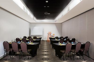 اتورا داندننگ