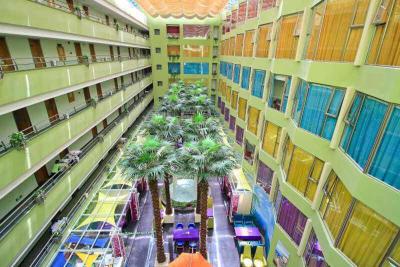 شانشوی ترندز هتل (شنزهن هواقیانگبی)