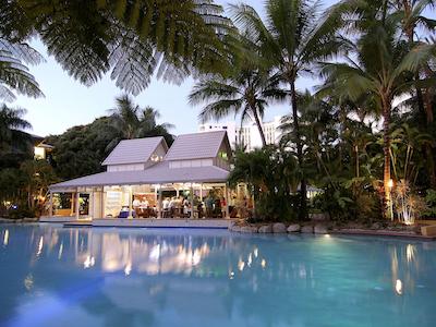 نوتل کیرنز اُاسیز ریزرت