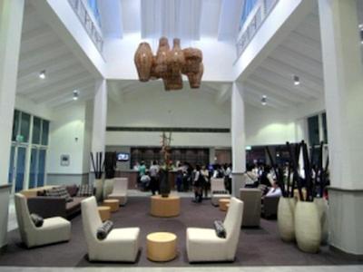 نوتل کیرنز اُاسیز ریزرت