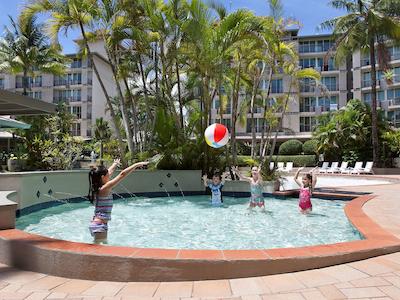 نوتل کیرنز اُاسیز ریزرت