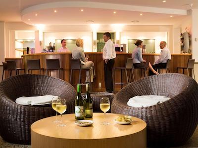 نوتل کیرنز اُاسیز ریزرت