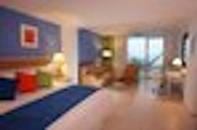 سُلاریوم کرنادو بیچ