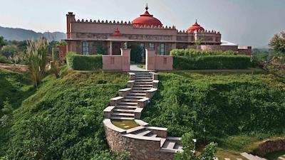 تری آف لایف ریزورت اند اسپا