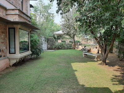 تری آف لایف ریزورت اند اسپا