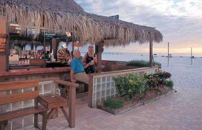 د اوتریگر بیچ ریزرت