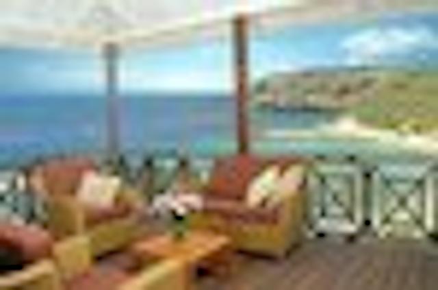 بلو ب کوراکاو گولف اند بیچ ریزرت