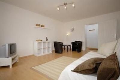 اُلد تون اپارتمنتز زهدنیکر استر