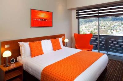 مانترا چارلز هتل