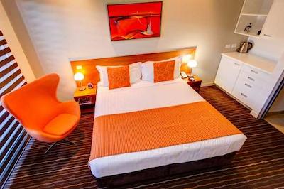 مانترا چارلز هتل