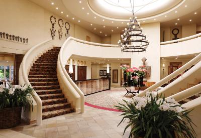 ساکسن هتل ویلاز اند اسپا