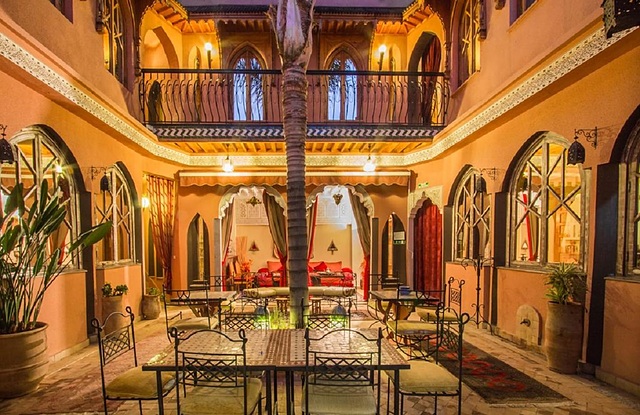 ریاد امیرا ویکتریا