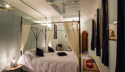 ریاد امیرا ویکتریا