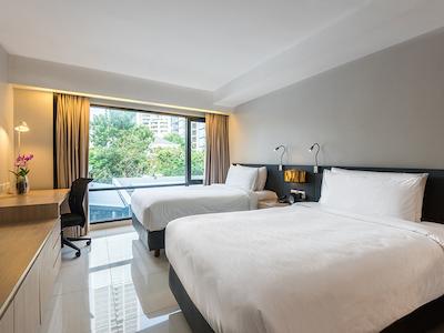 میتریا هتل سوخومویت 18-ای چاتریوم کالکشن