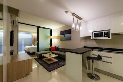 میتریا هتل سوخومویت 18-ای چاتریوم کالکشن