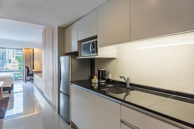 میتریا هتل سوخومویت 18-ای چاتریوم کالکشن