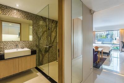 میتریا هتل سوخومویت 18-ای چاتریوم کالکشن