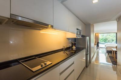 میتریا هتل سوخومویت 18-ای چاتریوم کالکشن